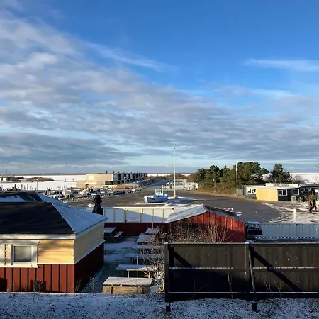 Gustav - 100m To The Fjord By Interhome *